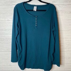 time and tru long sleeve maternity top